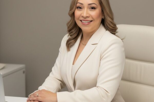 Cómo ahorrar dinero en impuestos sin errores comunes, con la experta Milagro Castillo