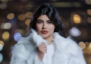 Sofia Valero: El Nuevo Rostro de la Elegancia y la Moda Global